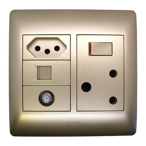 LEGRAND YSALIS PYONTVD44CHA 4X4 16AMP SOCKET + EURO + DATA + TV, CHAMPAGNE